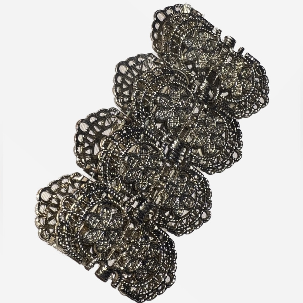 Bracelets - Picture 4 of 5